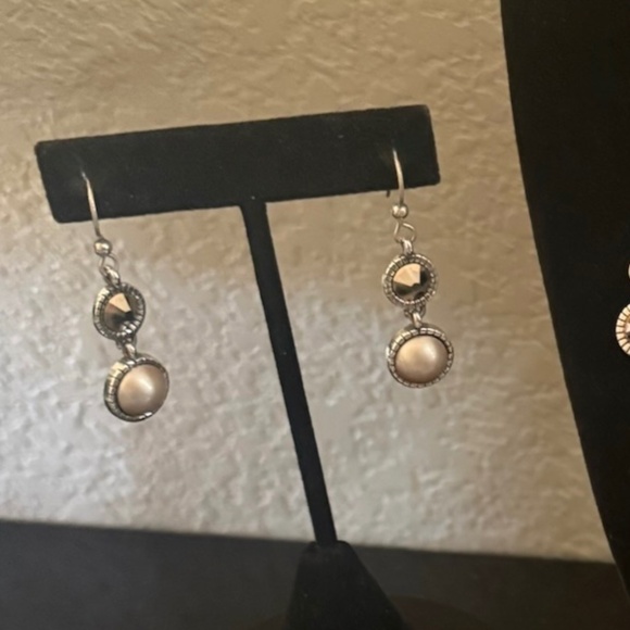 Brighton Pastille Jeweled Collar Bibb Gold Pearl and Silver Set - Picture 4 of 6